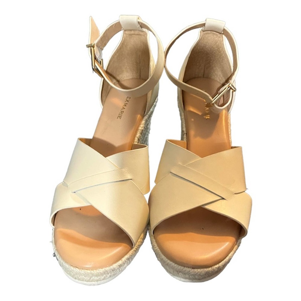 Like New! Alex Marie White Strappy Wedge Sandals Size:8w